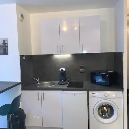 Le Rembrandt - Agreable Studio Balcon - Parking Prive Apartman